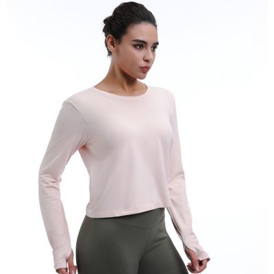 Camiseta de manga comprida cortada com buracos no polegar leve ventilada elegante